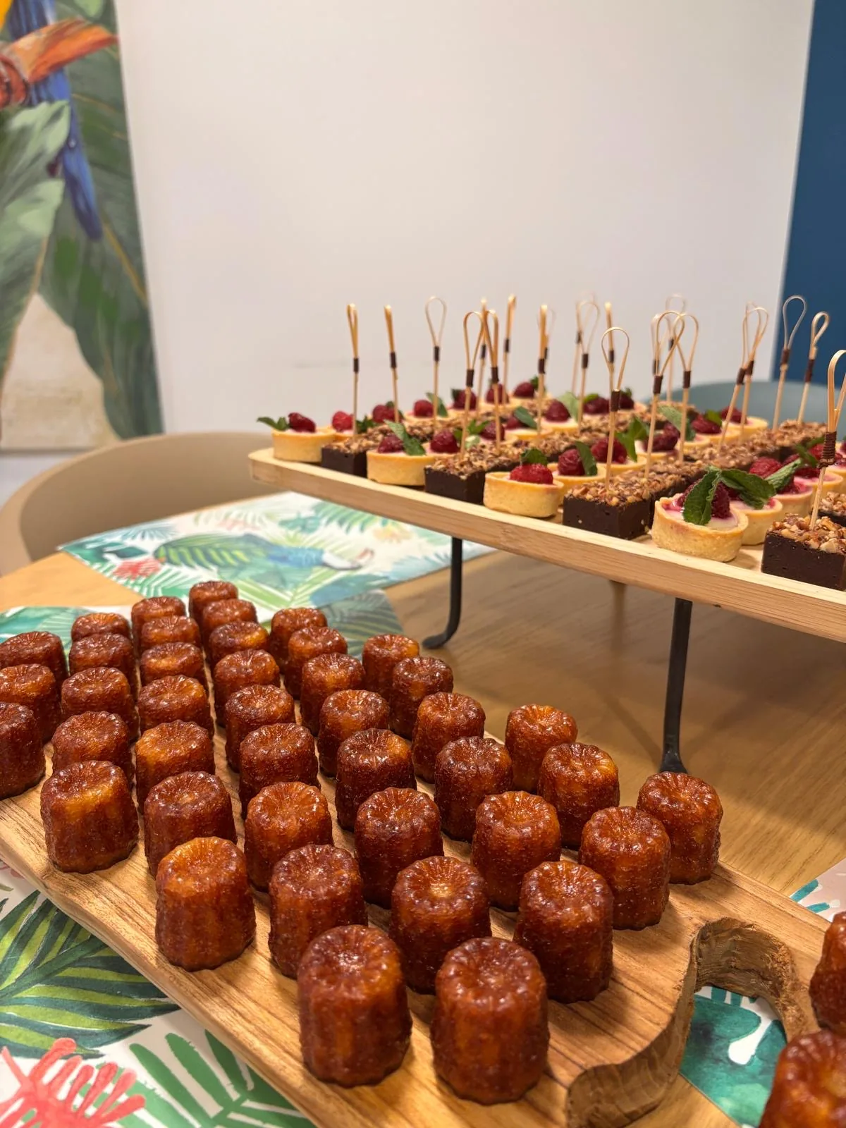Cannelés et mignardises